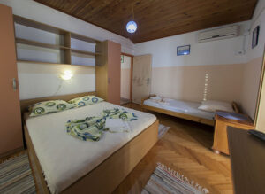 Apartment 6 (2+1)