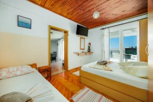 Apartment 6 (2+1)